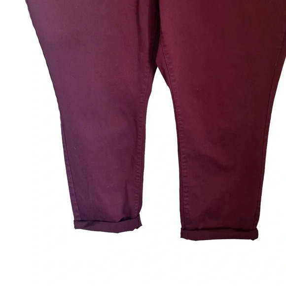 Coldwater Creek Maroon Crop Jeans size 16P women’s maroon denim - Picture 3 of 8